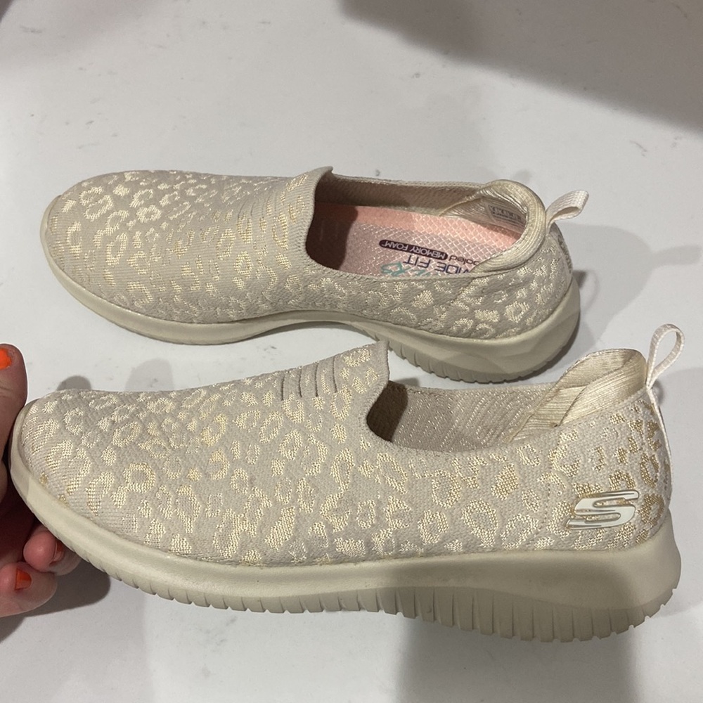 Sketchers wide fit air cooled memory foam womens 9 EUC cream animal print - Picture 8 of 11